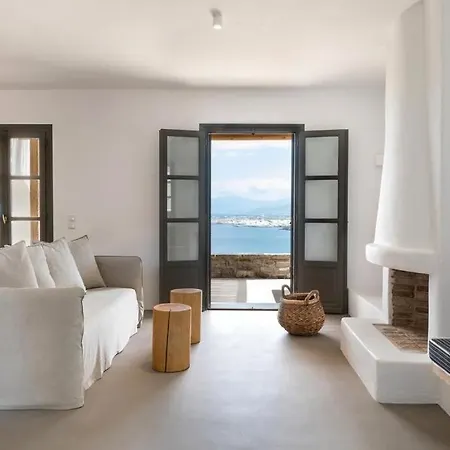 ホテル Platinum Paros - Azure - 5 Bedrooms - Sea Views & Private Pool - Naoussa