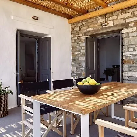 Platinum Paros - Azure - 5 Bedrooms - Sea Views & Private Pool - Naoussa ホテル 4*