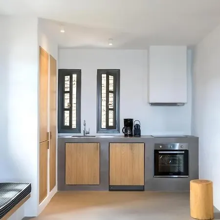 Отель Platinum Paros - Azure - 5 Bedrooms - Sea Views & Private Pool - Naoussa 4*